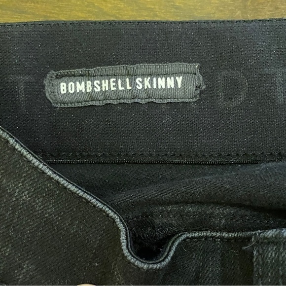 Torrid 20 Bombshell Skinny Jeans Black High Rise Womens Plus Size Stretch - Picture 10 of 16